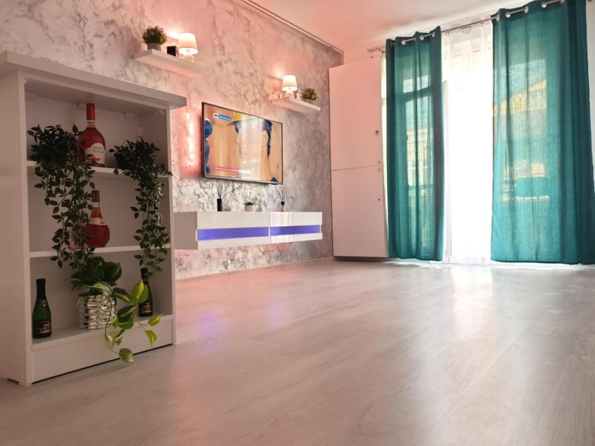 Delux Studio Mamaia Nord Năvodari Εξωτερικό φωτογραφία
